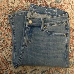 Vineyard Vines Flare Denim. Size 6. Excellent Used Condition! 😍